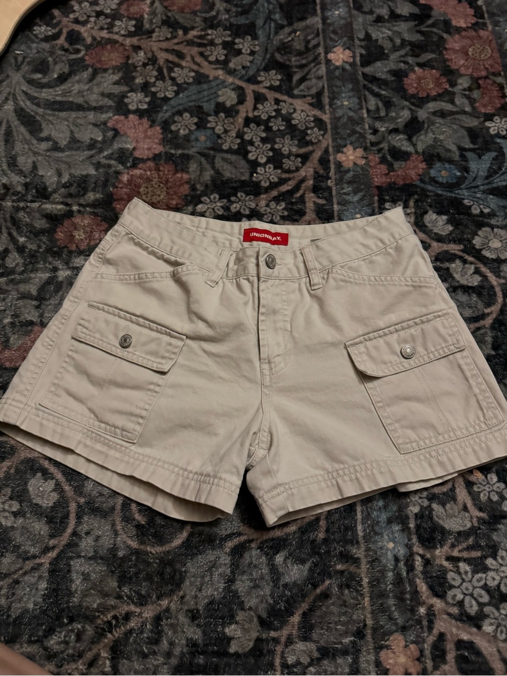 Y2K UNIONBAY Women's Light Khaki Cargo Shorts Size 7